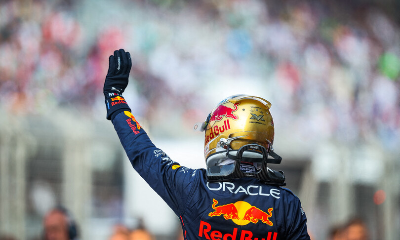 Verstappen trionfa in Giappone, alla Red Bull il mondiale costruttori