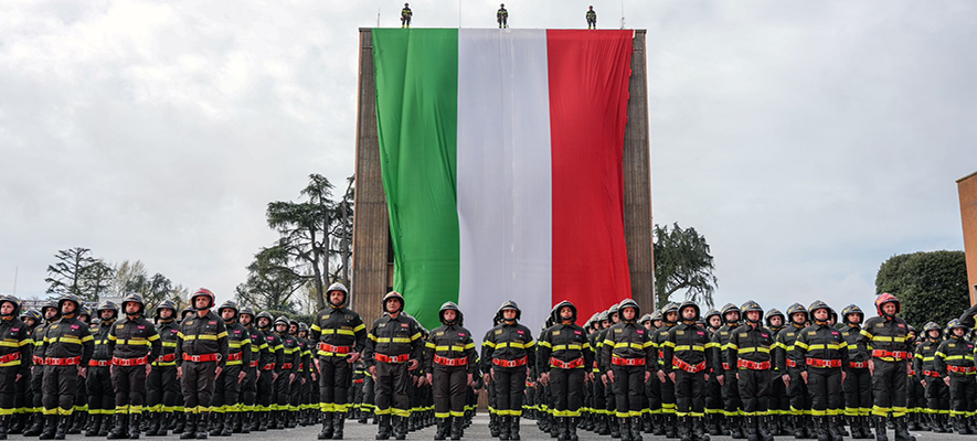 A Roma il giuramento degli allievi del 95° e del 96° corso allievi Vigili del fuoco e del 4° corso atleti Fiamme Rosse 