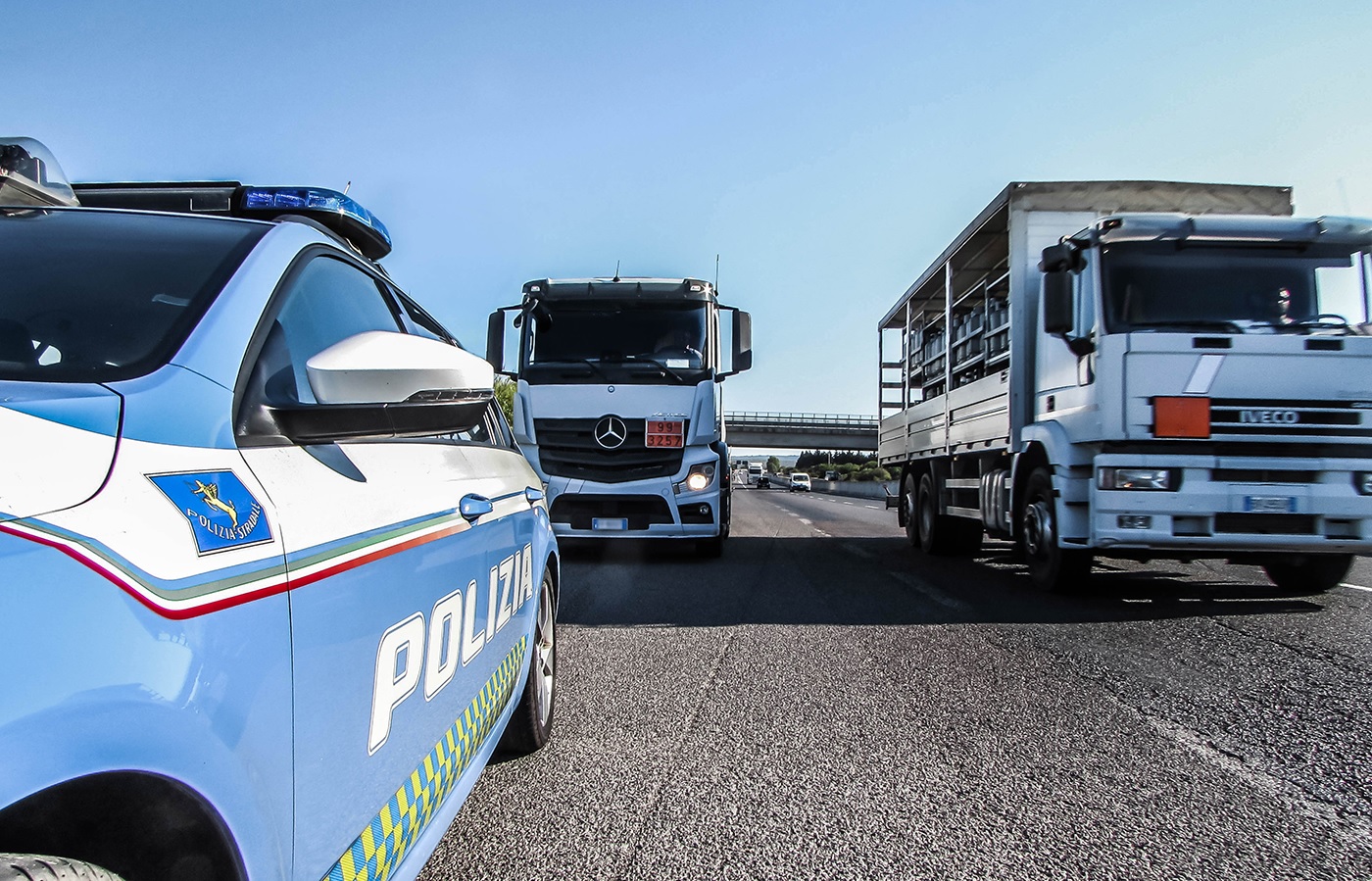 Polizia di Stato – Continua la campagna roadpol dei controlli ai mezzi pesanti e ai bus