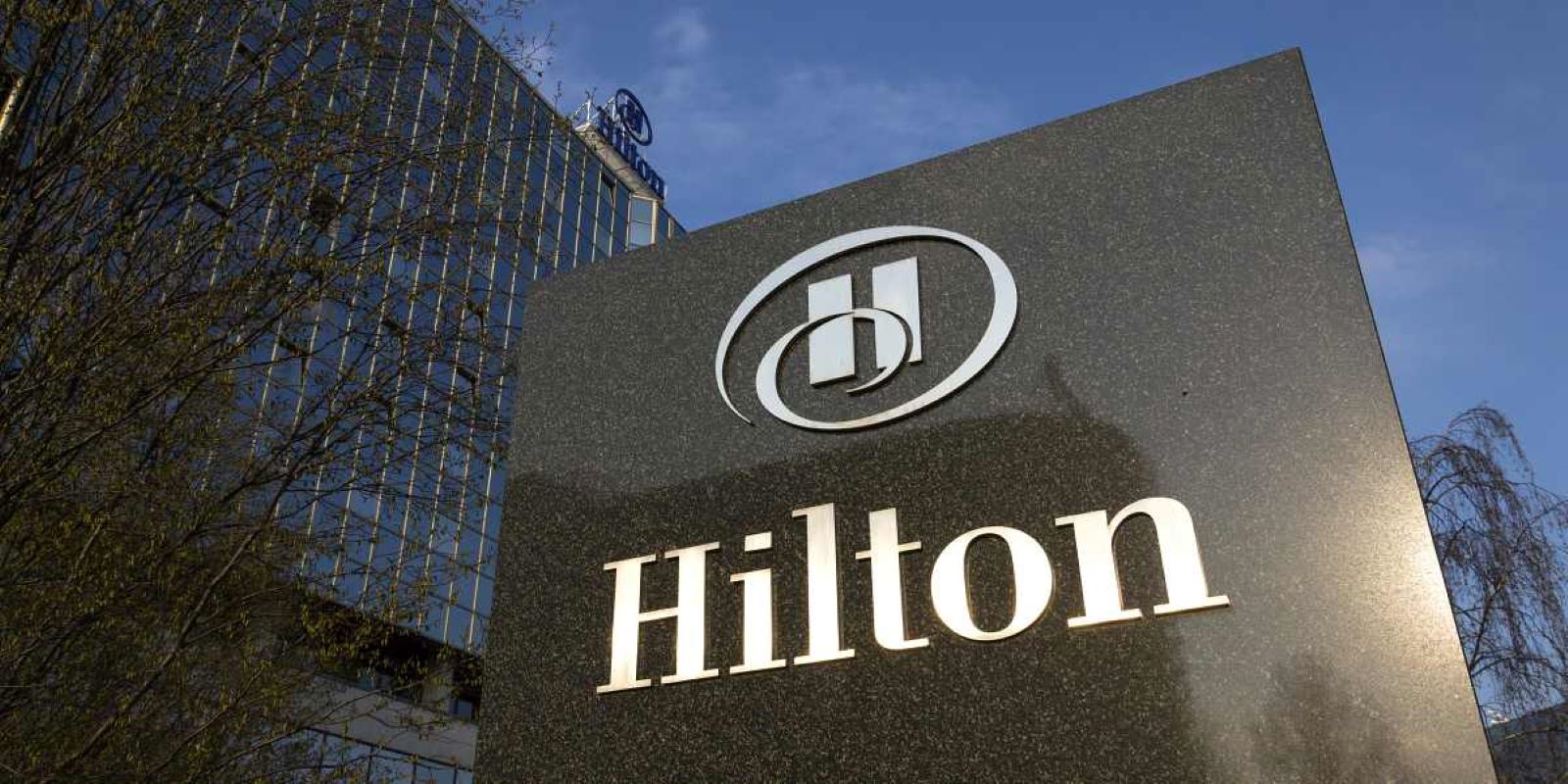 Hilton, il poker è servito. Quattro strutture d’eccellenza pronte per l’estate in Sardegna